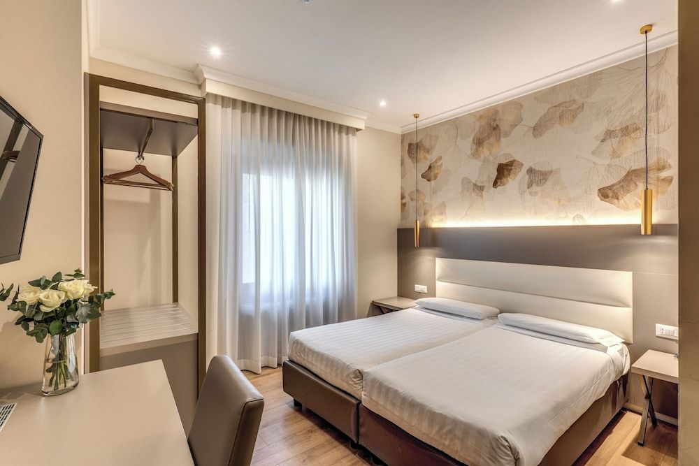 Flower Garden Hotel Rome