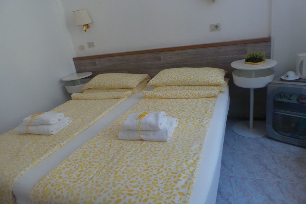 Castelfidardo Double or Twin Room 5