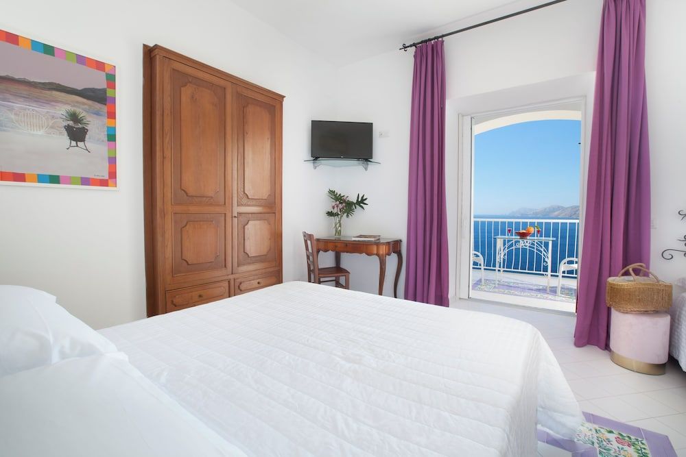 Standard Triple Room, Sea View