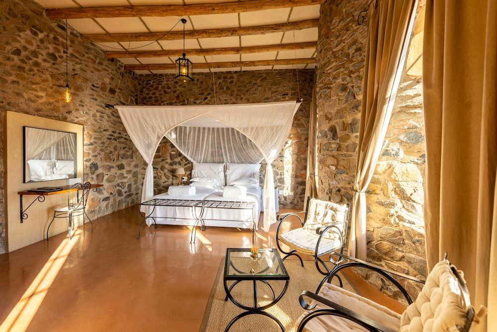 Le Mirage Resort and Spa Room (Oasis)