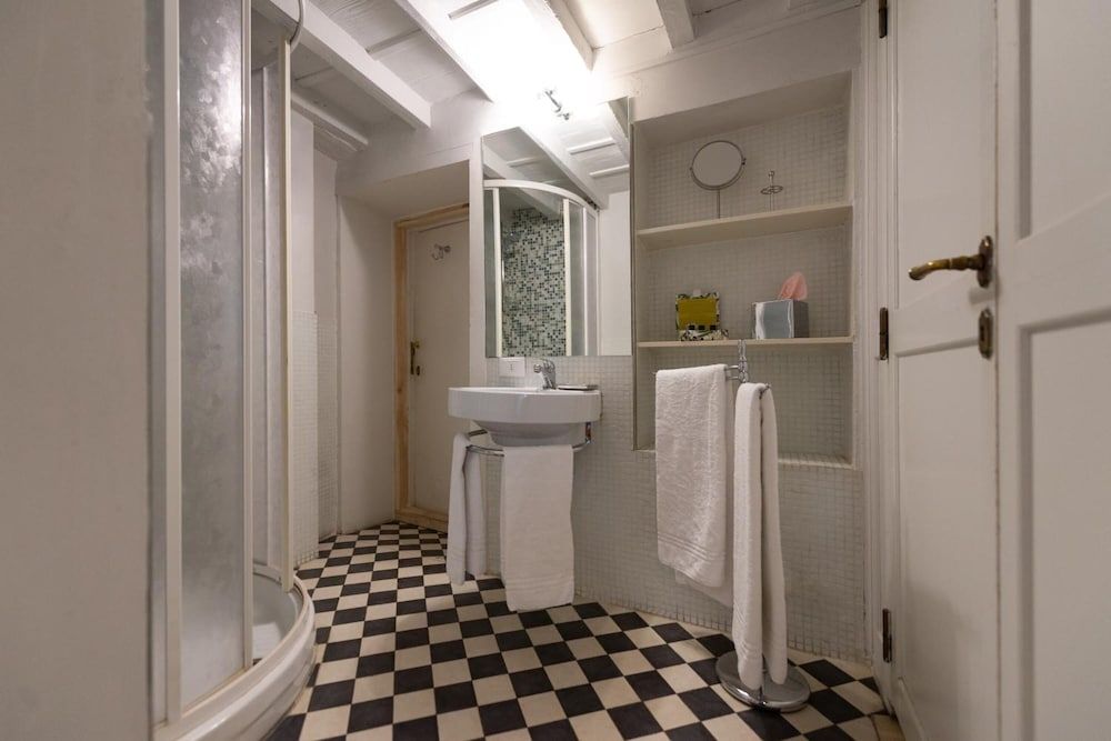 undefined Corte dei Neri 4