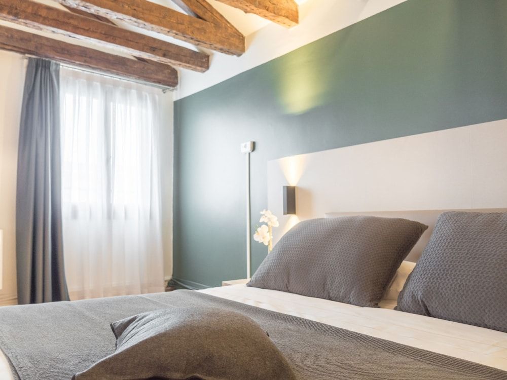 undefined Grand Canal Suites 2