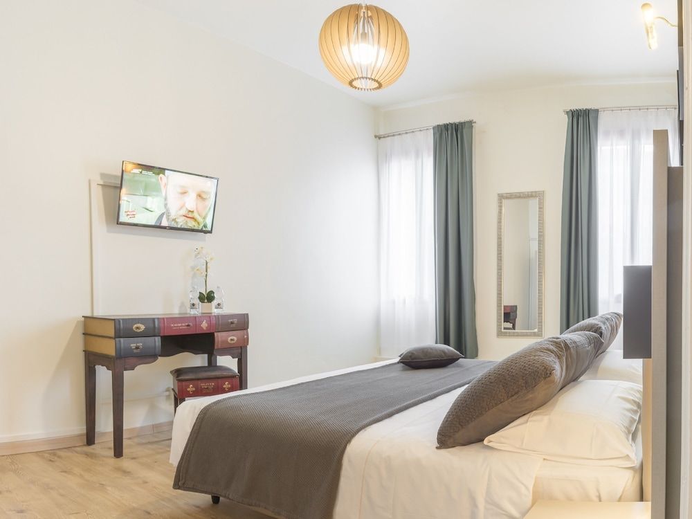 Grand Canal Suites Deluxe Room, 1 Bedroom 4