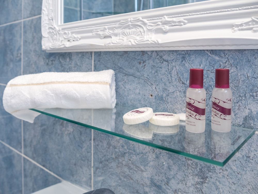 Grand Canal Suites Deluxe Room, 1 Bedroom 12