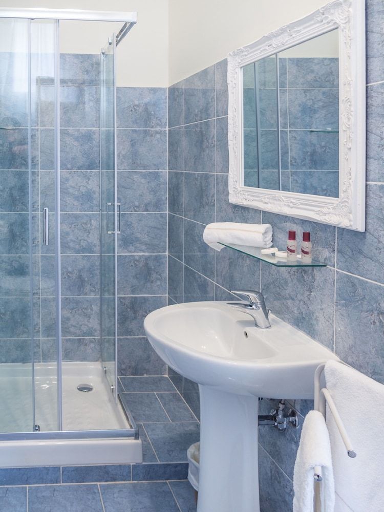 Grand Canal Suites Deluxe Room, 1 Bedroom 8