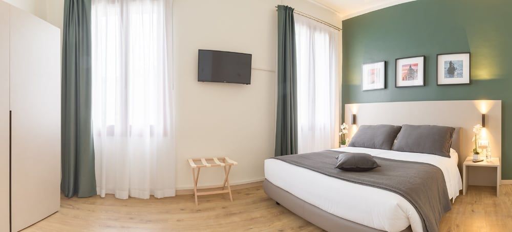 Grand Canal Suites Deluxe Room, 1 Bedroom, Grand Canal View 3