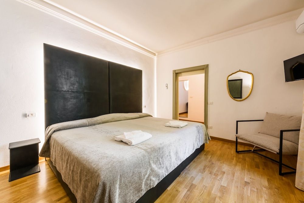 undefined Soggiorno Battistero 10