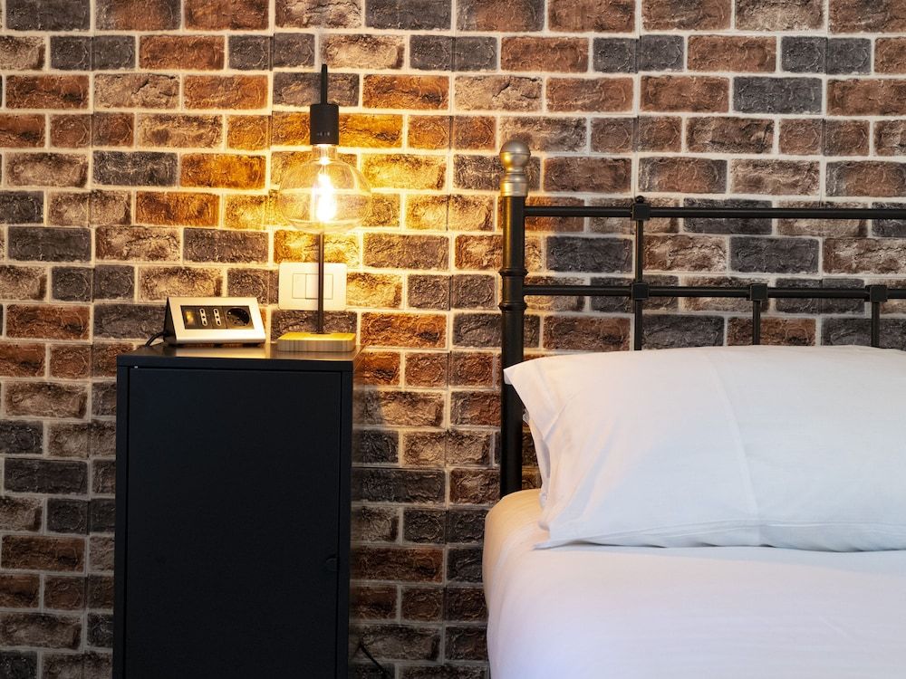 Salotto Piramide B&B Double room with private external bathroom 12