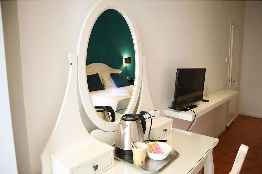 Hotel Victoria Double Room 7