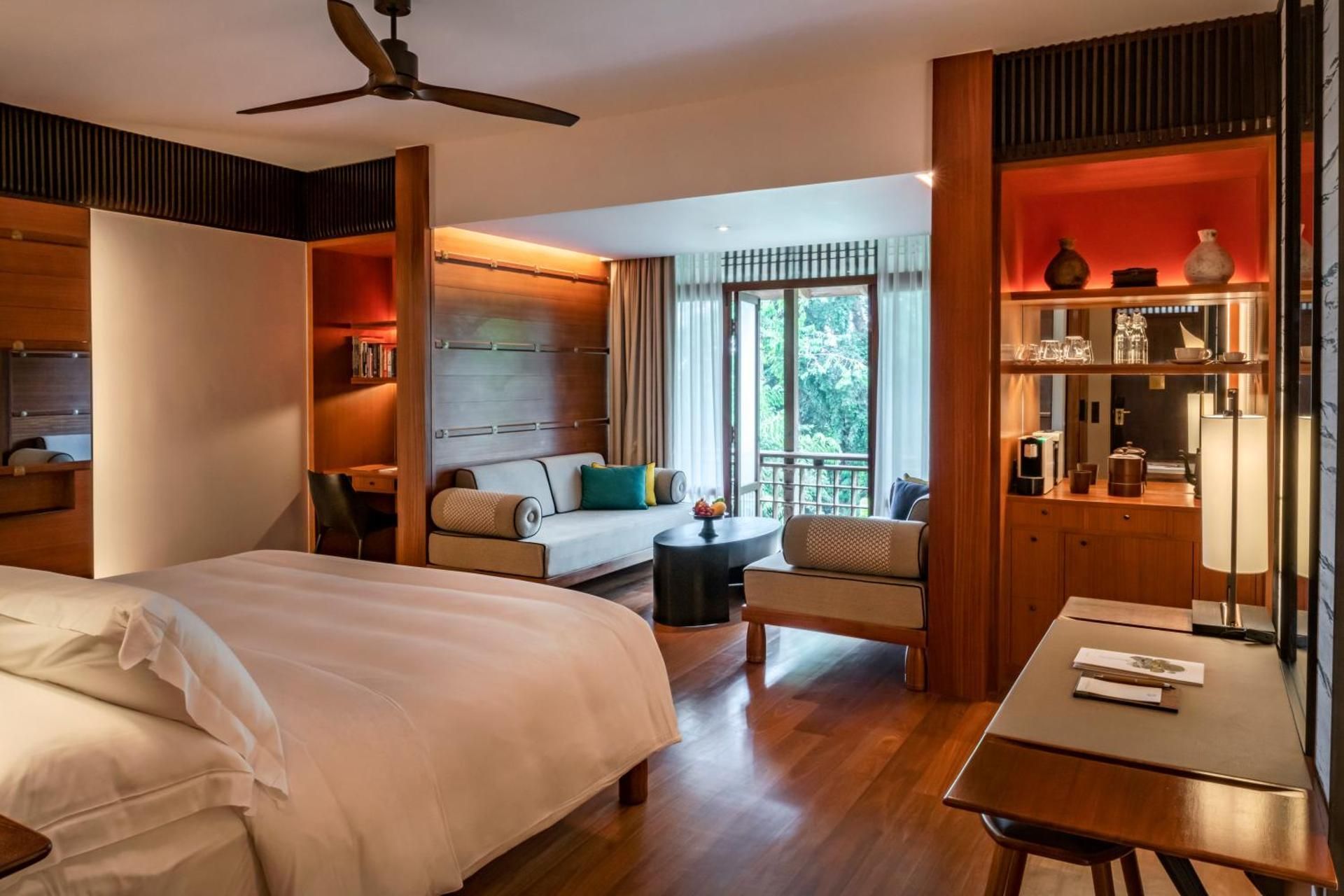 Staycation Package: Canopy Deluxe King or Twin [Malaysia Residents]