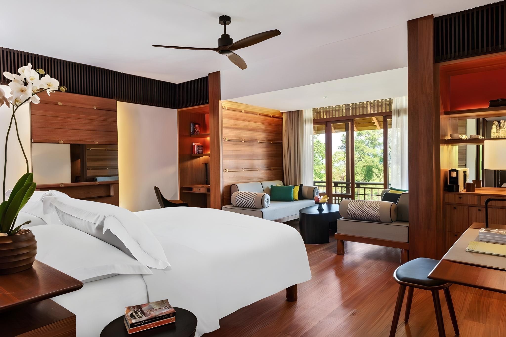 Canopy Deluxe Room - Malaysia Residents Only