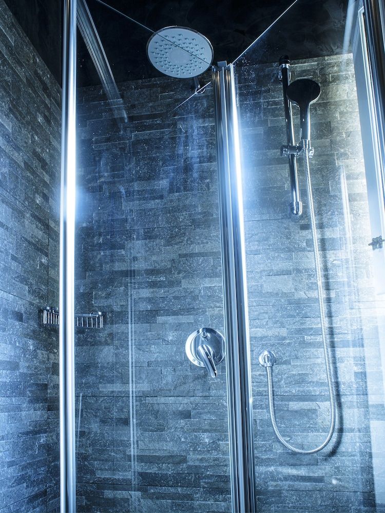 Vaticano Julia Luxury Rooms Deluxe Double or Twin Room 5