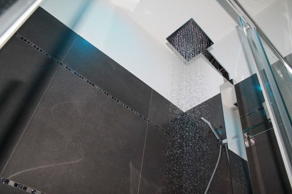 Elenoire Rooms & Suite Suite 14