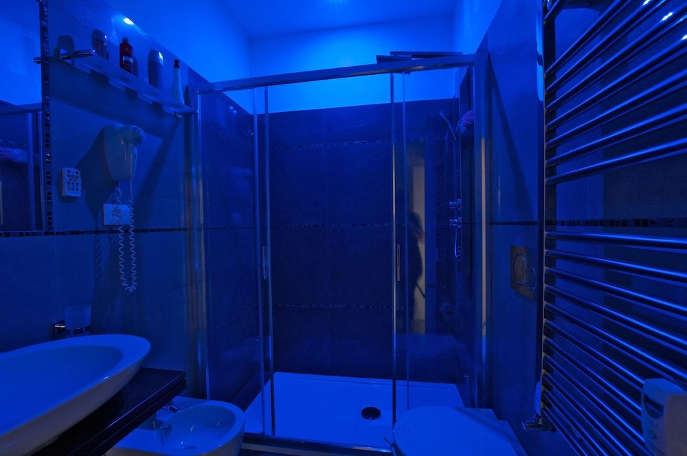 Elenoire Rooms & Suite Suite 18