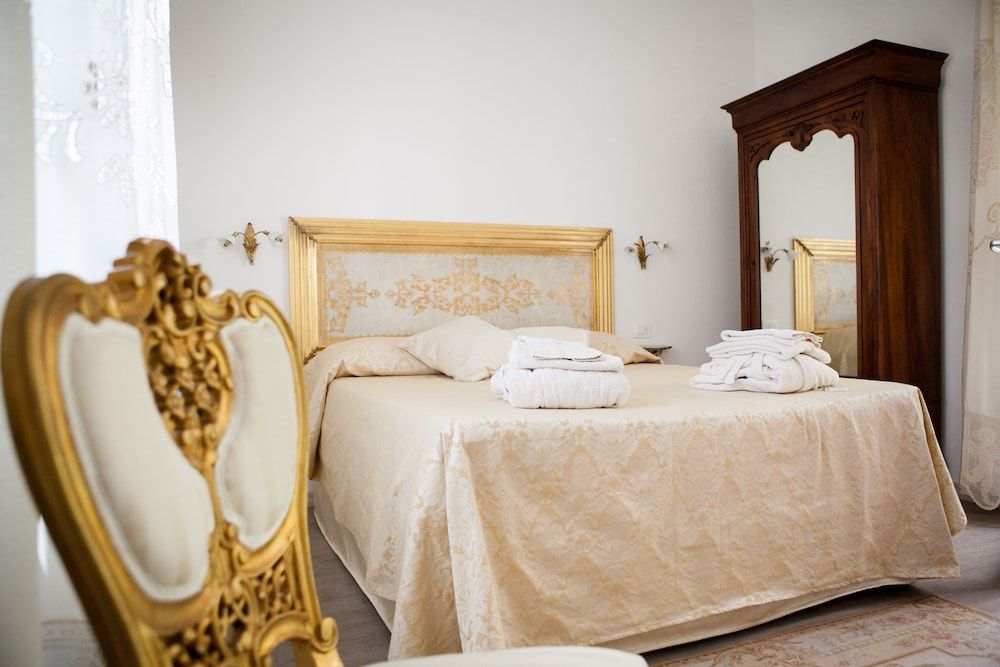 Domus Socolatae Residenza d'Epoca Charming B&B Superior Garden Room 4