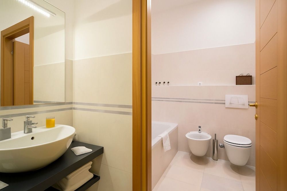 Piazza Paradiso Accomodation Quadruple Room 8