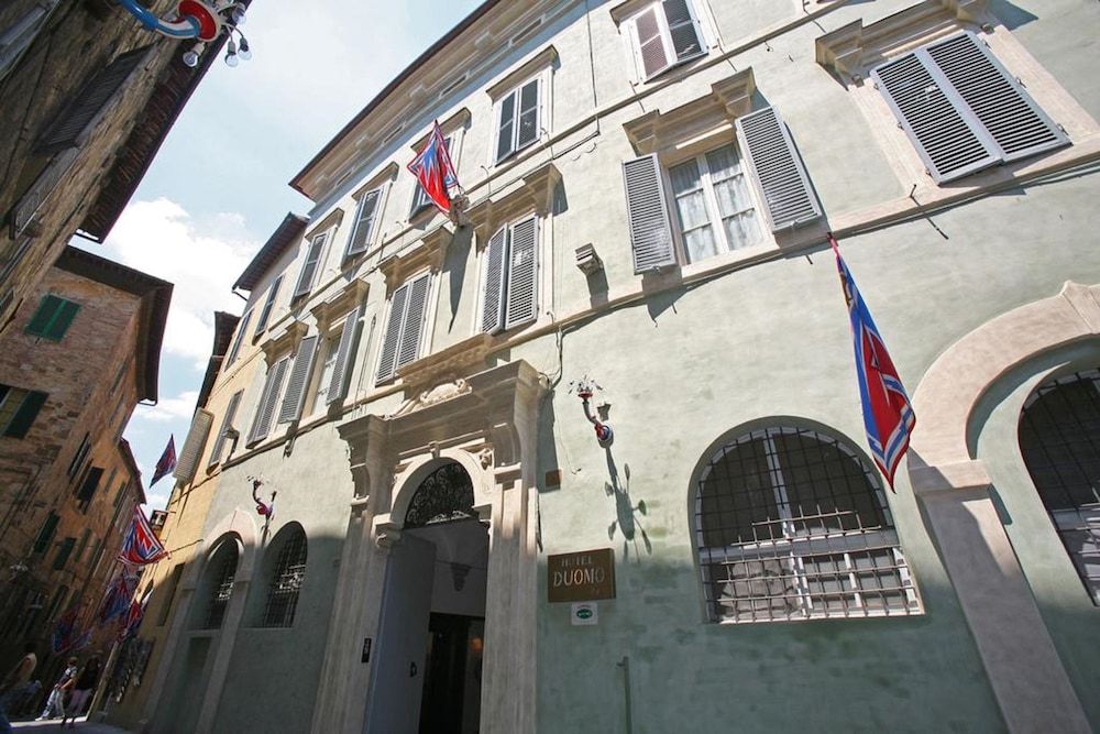 undefined Piazza Paradiso Accomodation 6