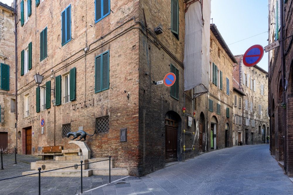 undefined Piazza Paradiso Accomodation 5