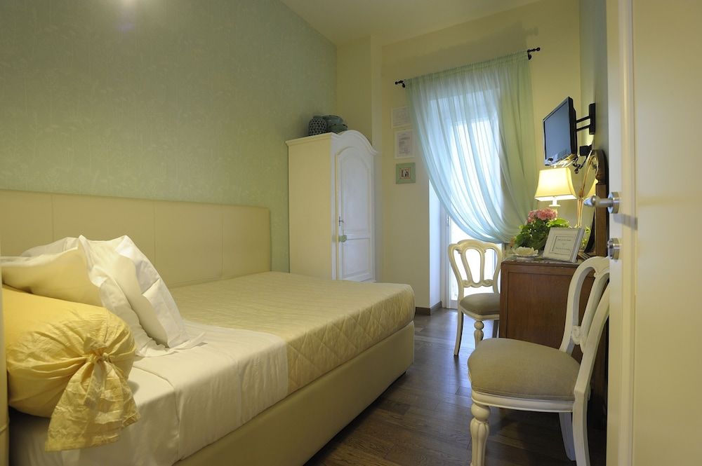 Economy Single Room