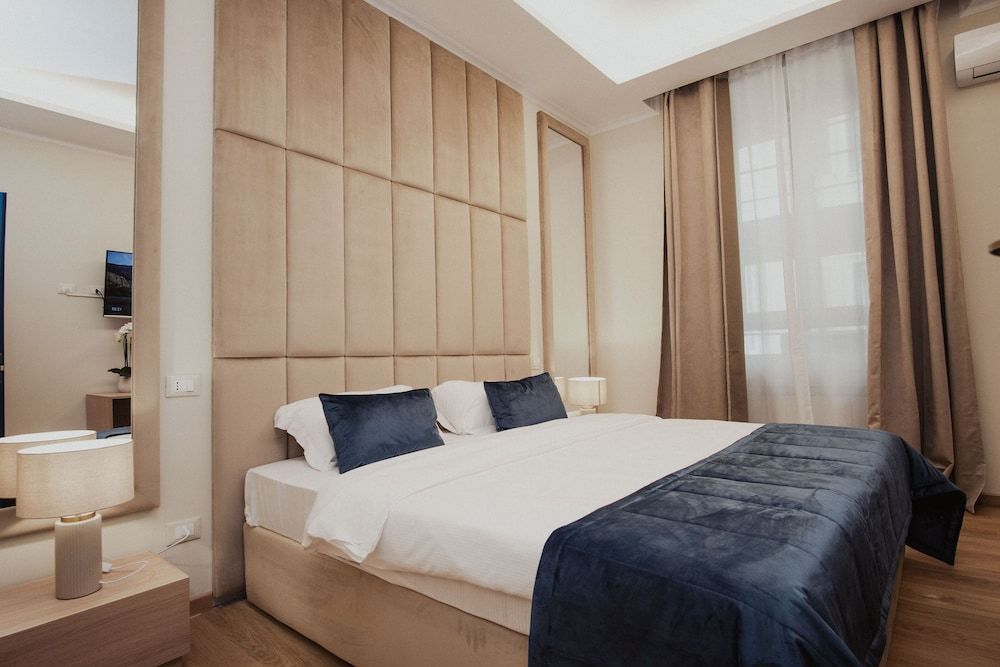 Cesare ai Cavalieri Suites Superior Room 5