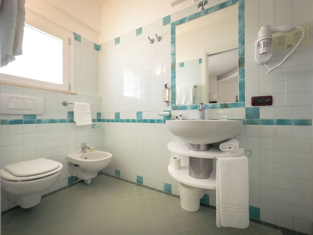 Basic Single Room