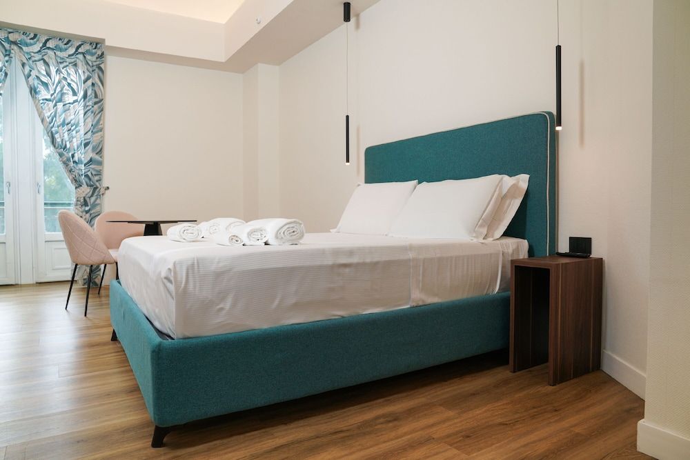 Tesoro Pompeiano Deluxe Double Room 4