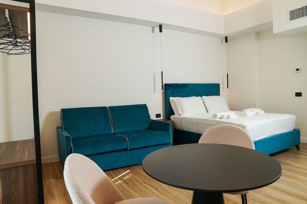 Tesoro Pompeiano Deluxe Quadruple Room 2