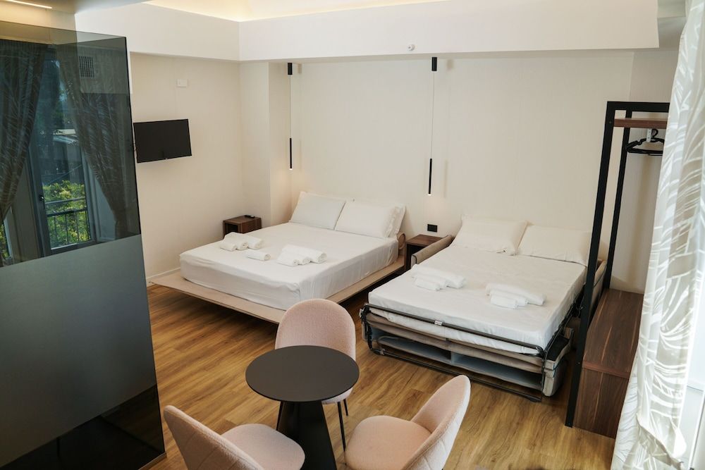 Tesoro Pompeiano Deluxe Quadruple Room 5