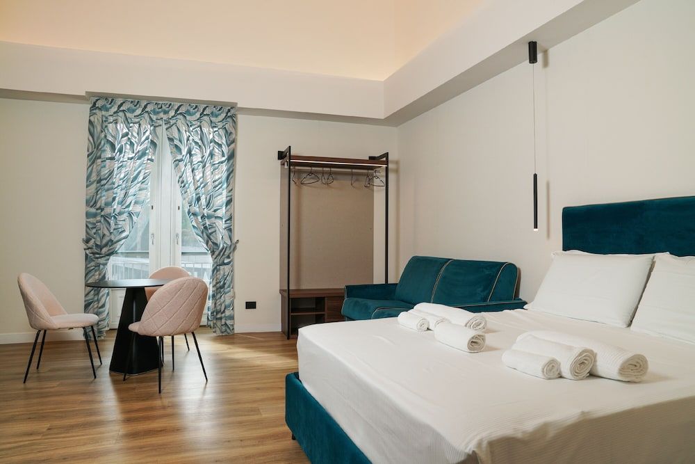 Tesoro Pompeiano Deluxe Quadruple Room 4