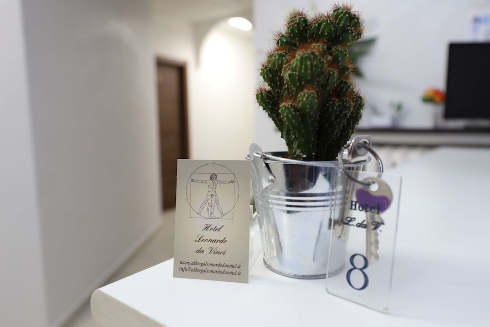 undefined Hotel Leonardo da Vinci 10