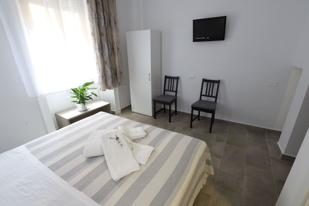 Hotel Leonardo da Vinci Double or Twin Room, Ensuite 2