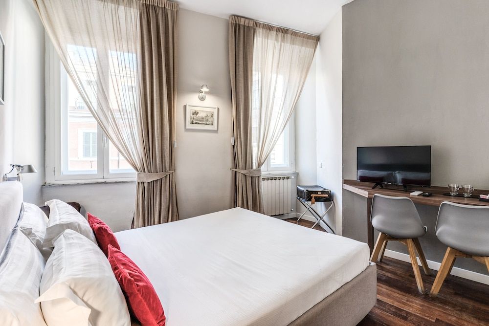 Little Queen Relais Double Room 2