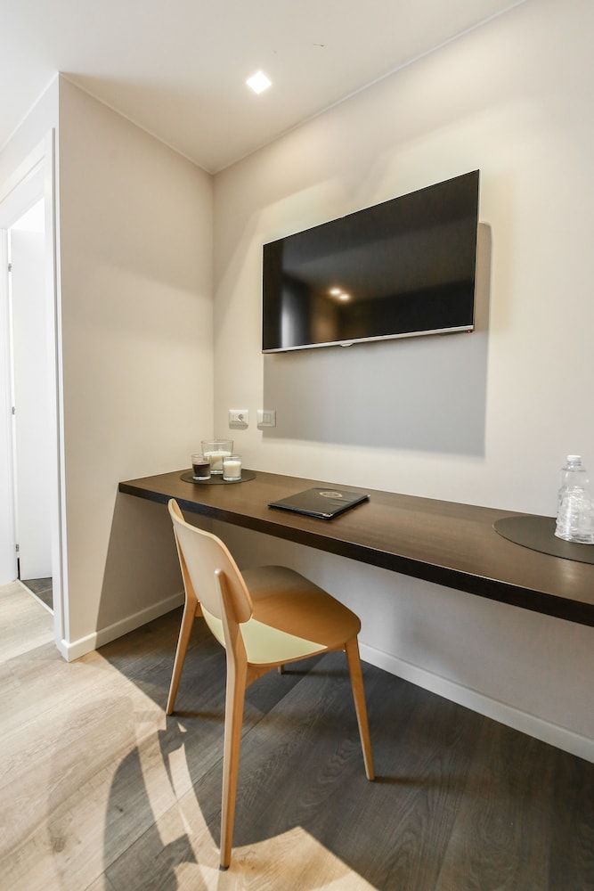 La Bella Modena Superior Double Room 14