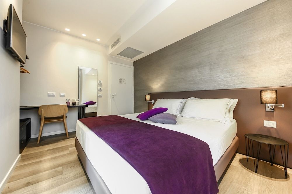 La Bella Modena Double Room 4