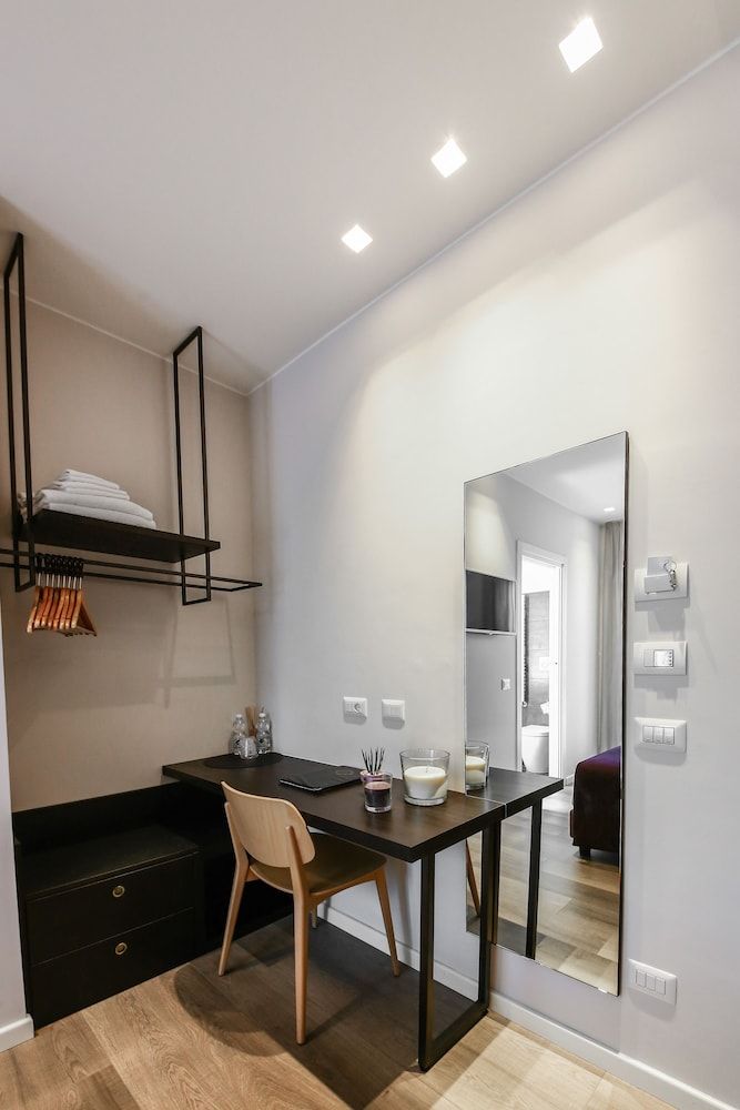 La Bella Modena Double Room 12