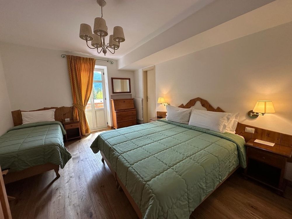 undefined Hotel Serena 4