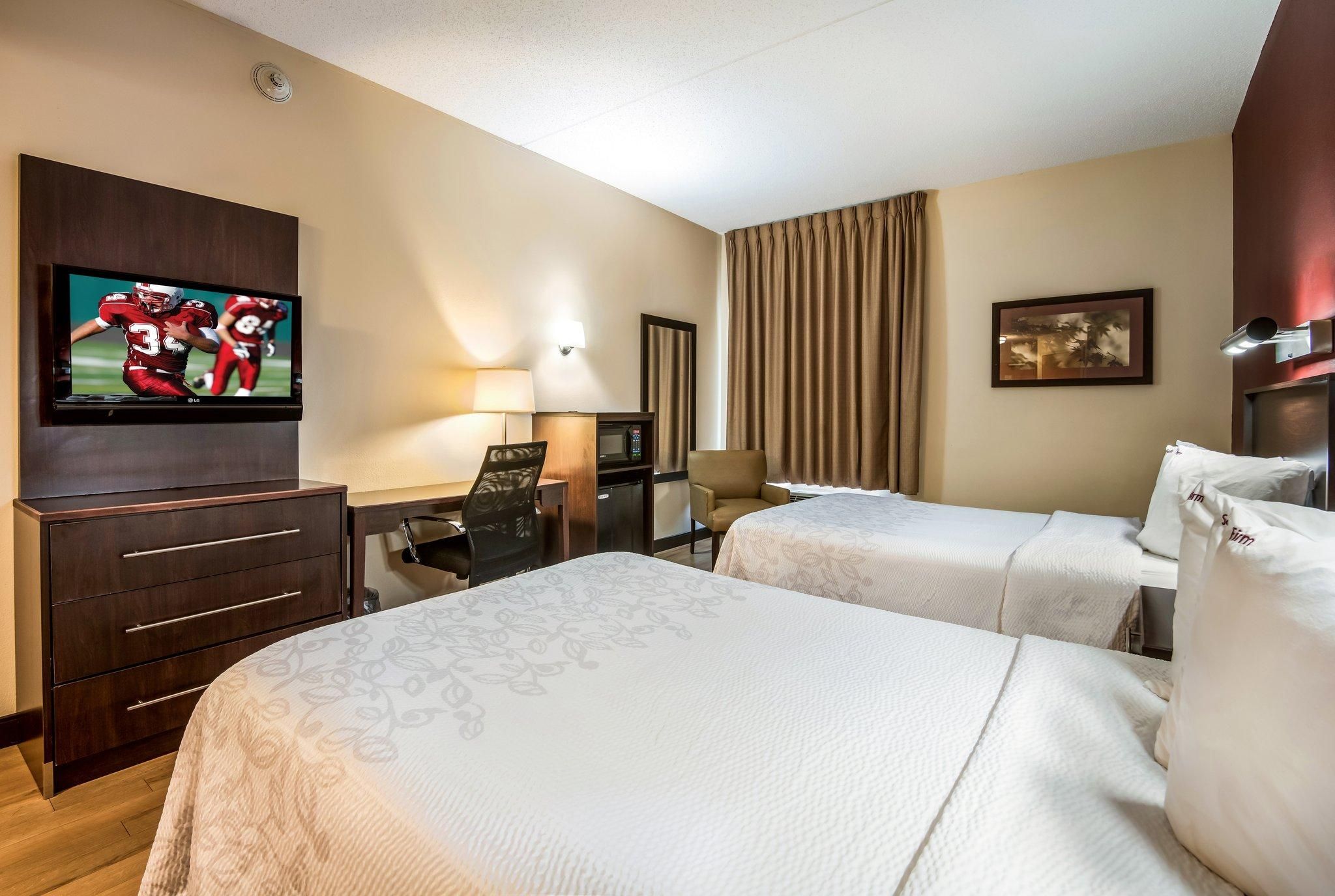 Deluxe 2 Full Beds Smoke Free