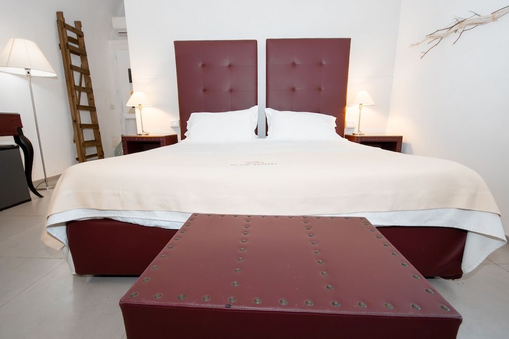 Le Tre Sorelle Standard Double Room, 1 King Bed 7