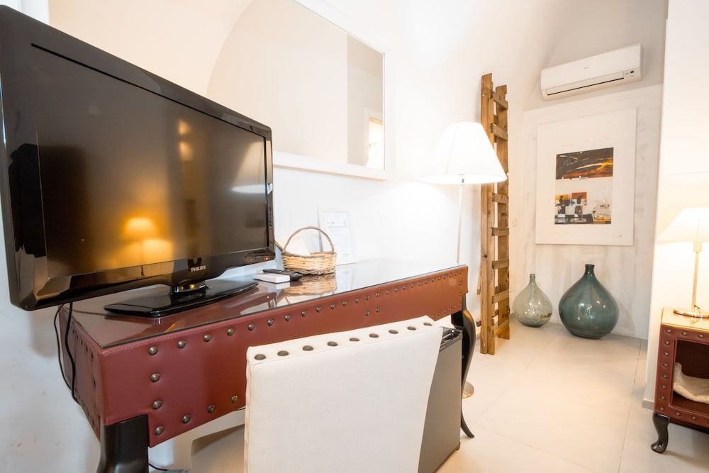 Le Tre Sorelle Standard Double Room, 1 King Bed 21