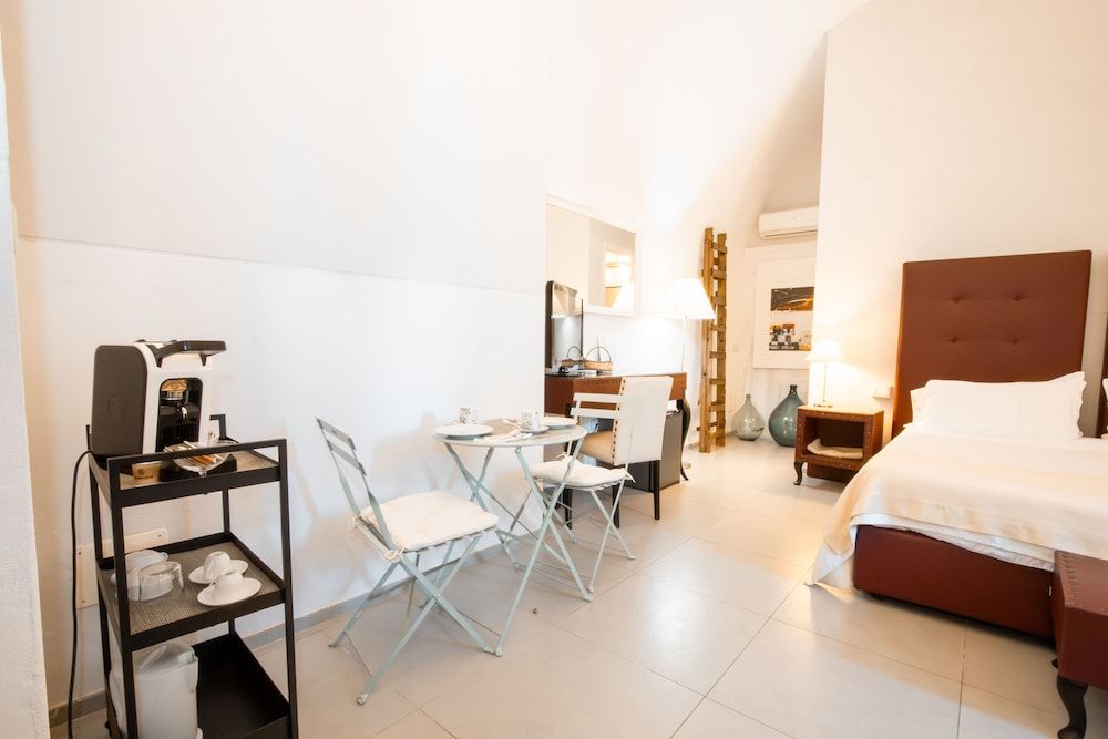 Le Tre Sorelle Standard Double Room, 1 King Bed 27