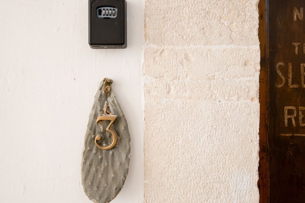 Le Tre Sorelle Standard Double Room, 1 King Bed 11