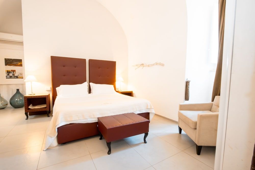 Le Tre Sorelle Standard Double Room, 1 King Bed 6