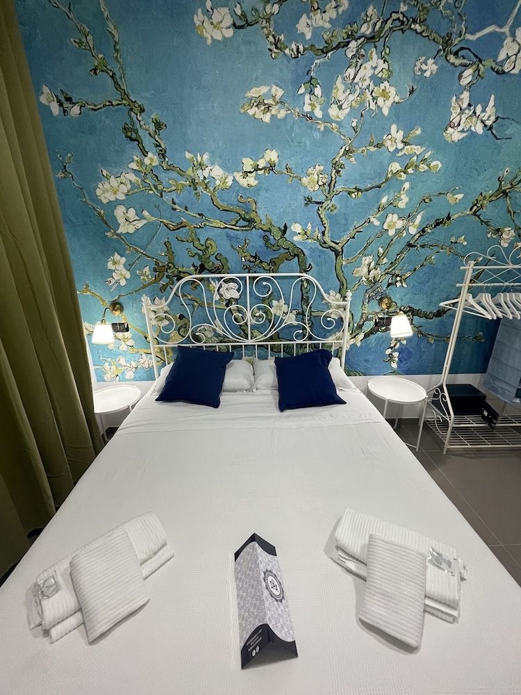 Sweet Sleep Standard Double or Twin Room 11