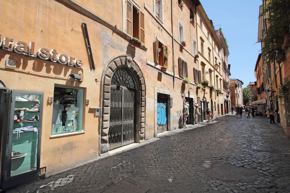 undefined LHP Suite Trastevere 2