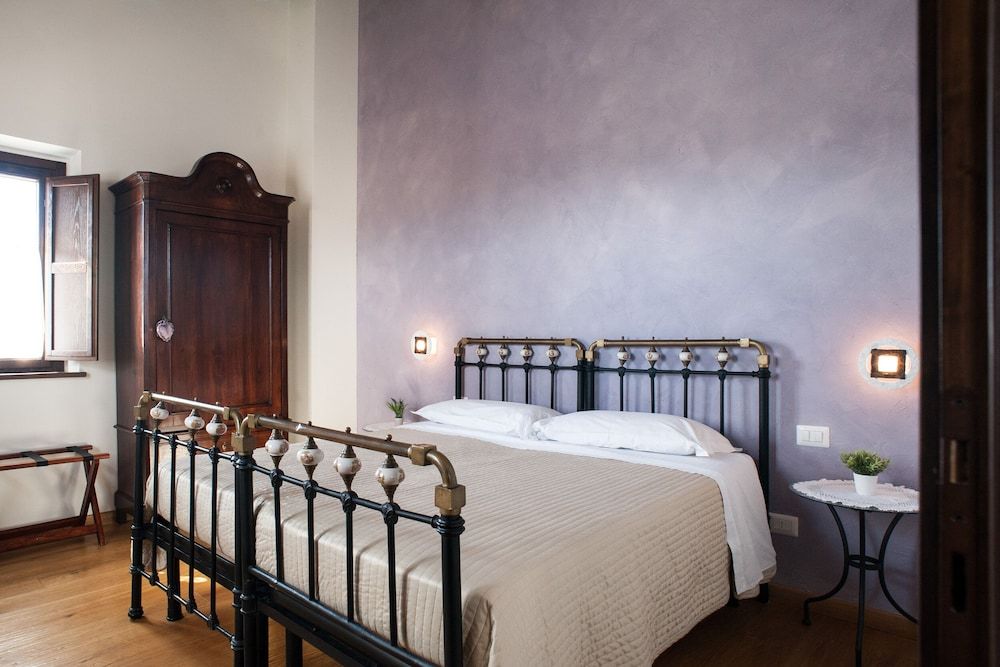 Villa Coralia Family Apartment, 2 Bedrooms, Mountain View (4 pax - Glicine) 2