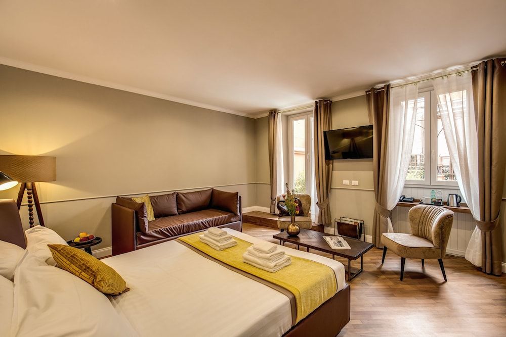 undefined Charme Spagna Boutique Hotel 7