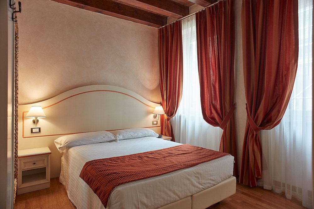 Albergo Mazzanti Economy Double Room, 1 Double Bed (Small)
