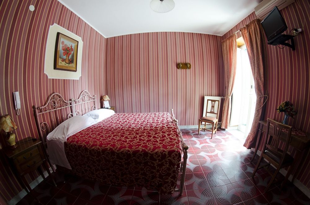 undefined Hotel Villa Maria 3