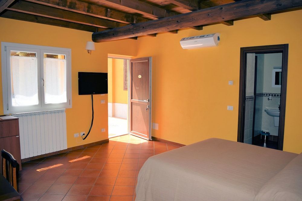 Corte Certosina Comfort Double Room 17
