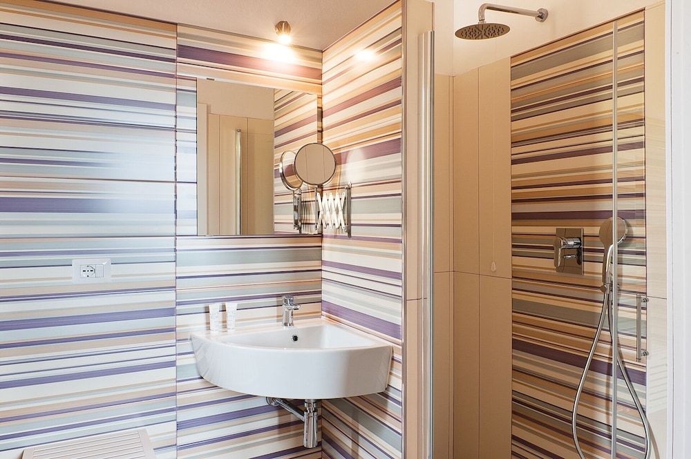 Poggiolivi Agriturismo Bio in Maremma Superior Double Room, 1 Queen Bed, Private Bathroom, Courtyard View 4